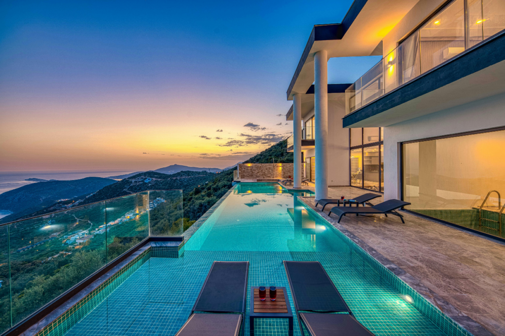 Global Wealth Driving Demand for Luxury Residential Real Estate